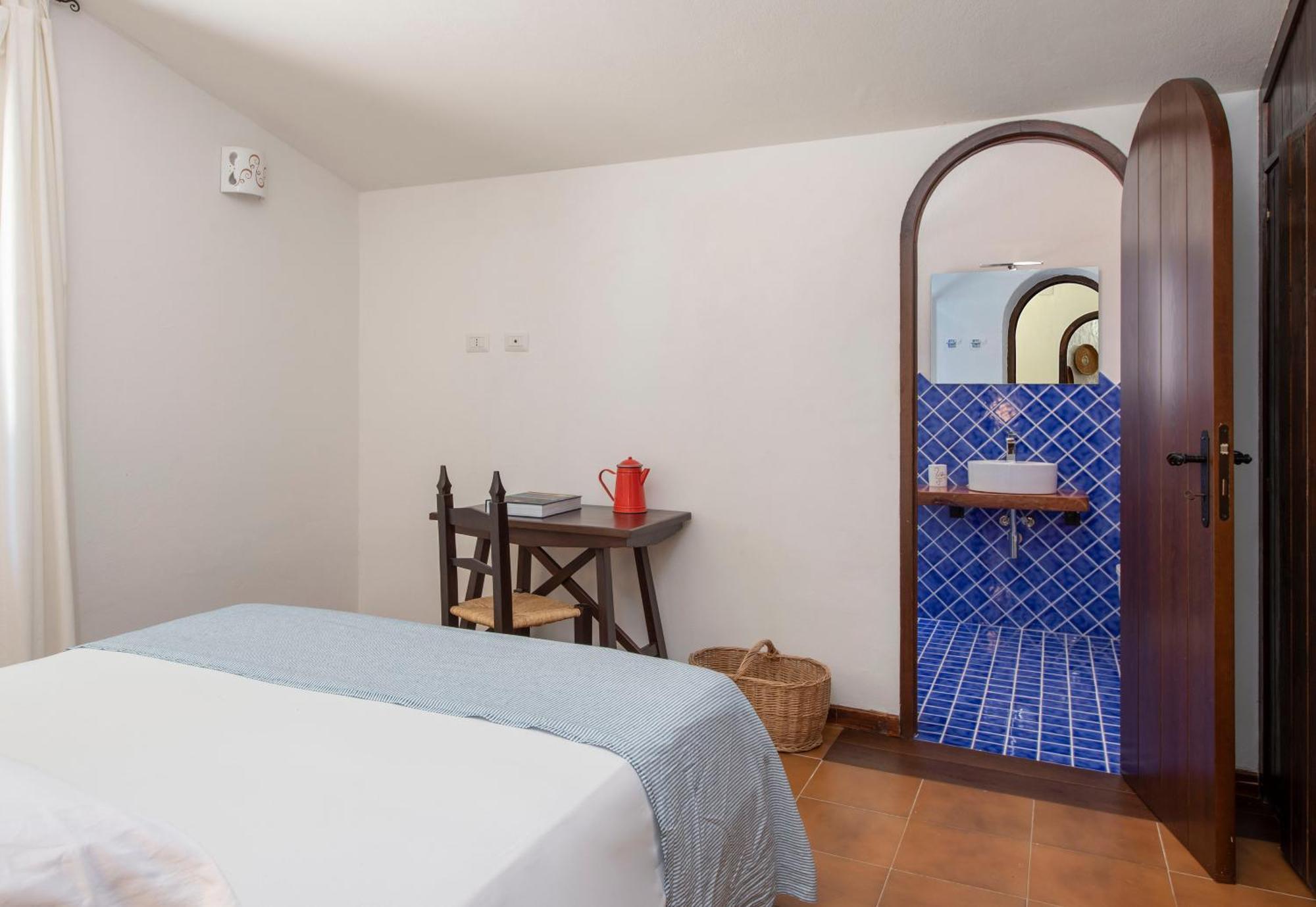 Villa Eliana Sul Mare Porto Pino Exteriör bild