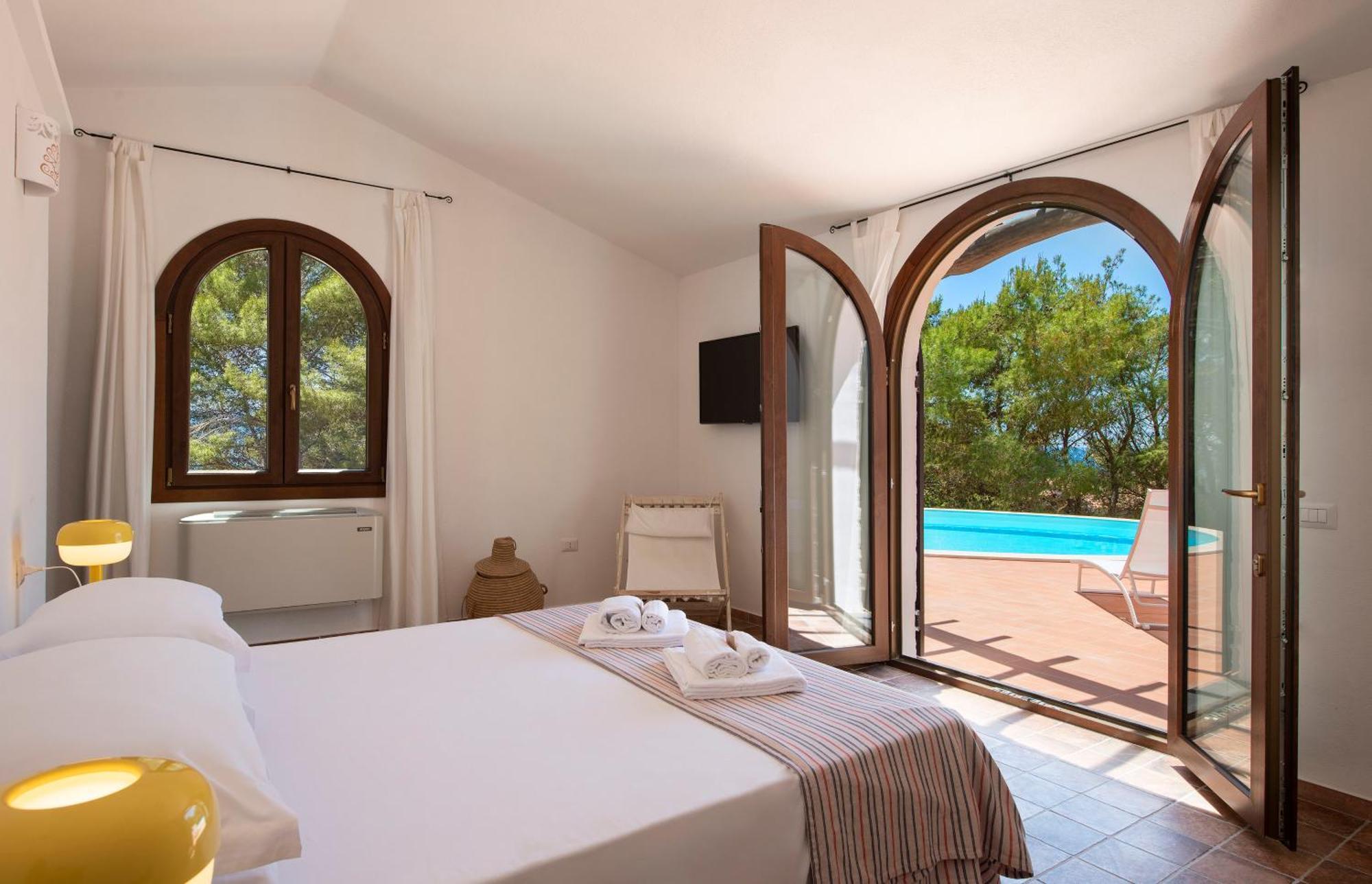 Villa Eliana Sul Mare Porto Pino Exteriör bild